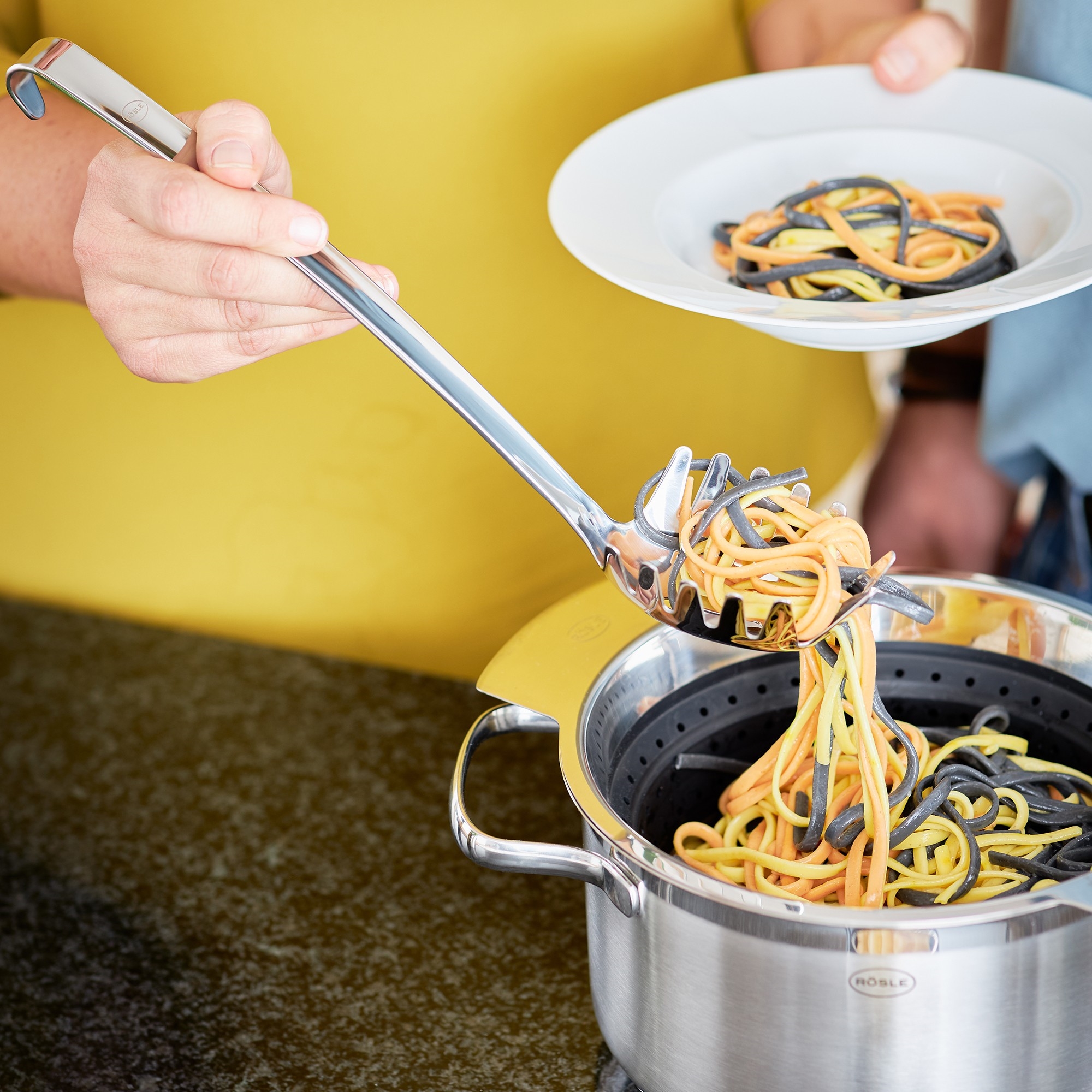 Cuillère Passoire à Spaghetti - Louche De Cuisine Avec Trous De Drainage - Idéale Pour égoutter Pâtes, œufs, Nouilles